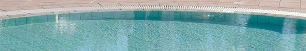 Swimmingpool Überlaufrost 250x35x480mm weiß